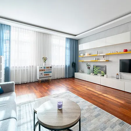 3 - Granary Апартаменты